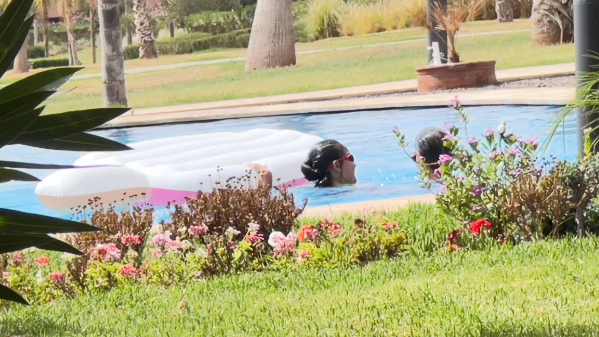 Mini-Villa Situee Dans Une Residence Prestigia A Marrakech, Avec Une Vue Sur La Piscine Et Le Golf Une Securite 24H Sur 24 Et Une Proximite Ideale De L Aeroport 5 Minutes C Est Une Offre Parfaite Pour Des Vacances Marrákes Kültér fotó